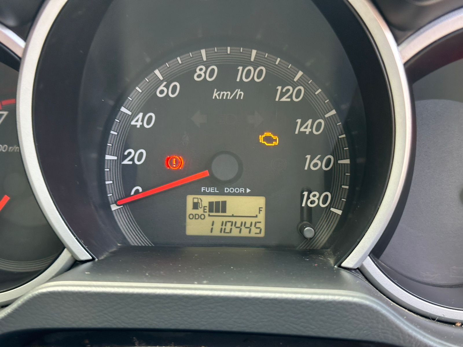 TOYOTA RUSH 1.5 S MT 2014