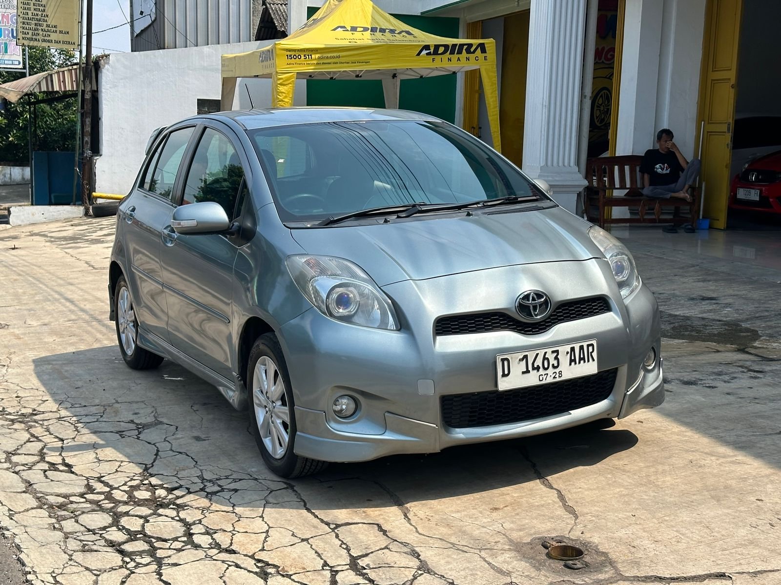 TOYOTA YARIS 1.5 S MT – 2013