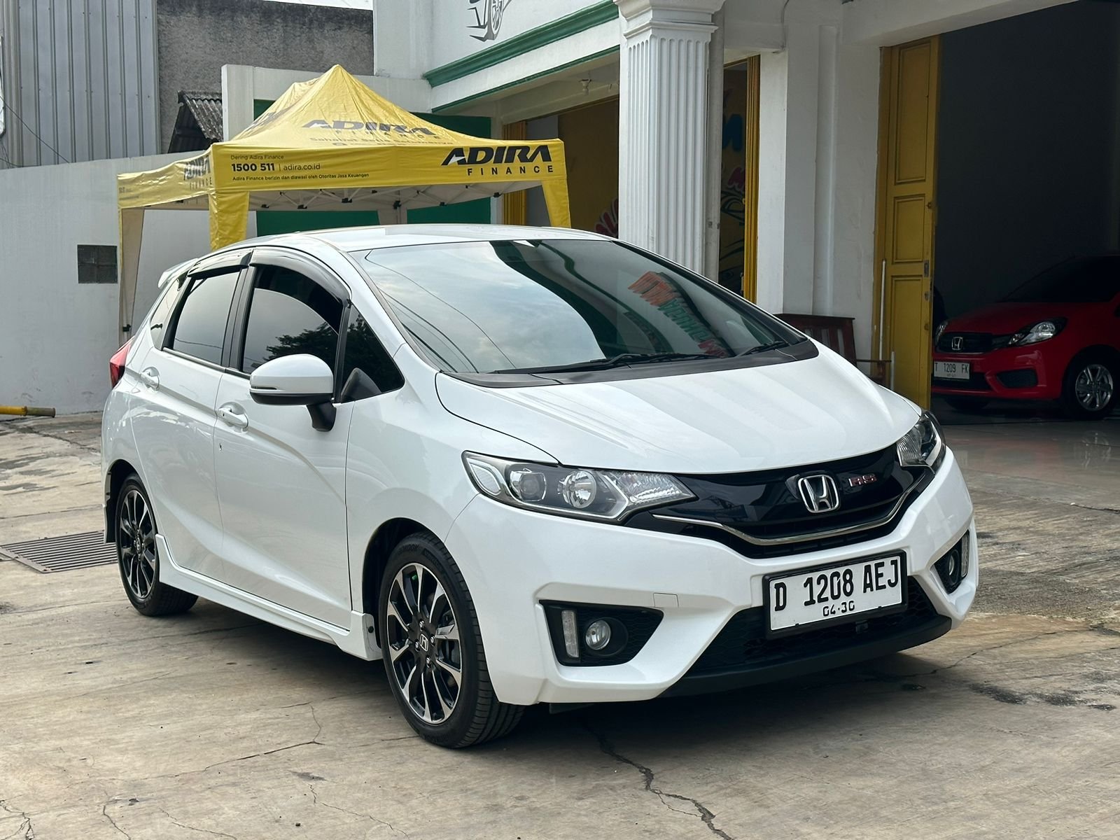 HONDA NEW JAZZ 1.5 RS CVT – 2016