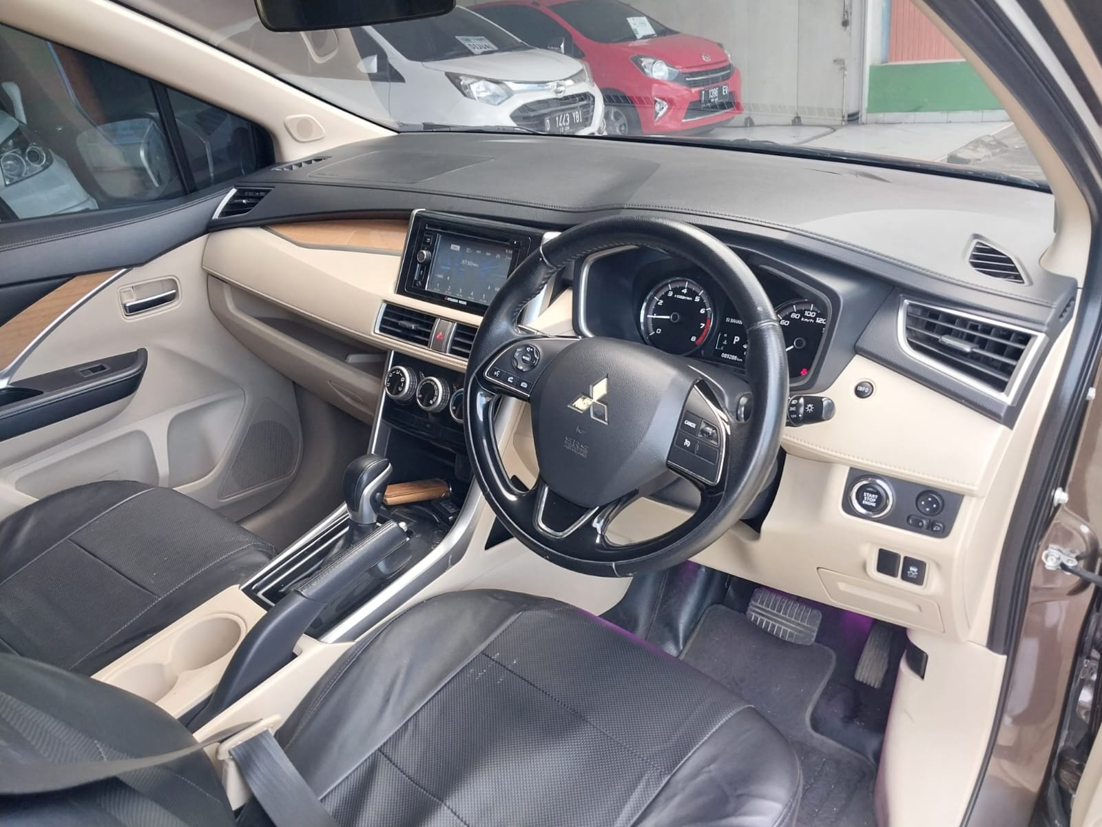 MITSUBISHI XPANDER ULTIMATE AT 2018