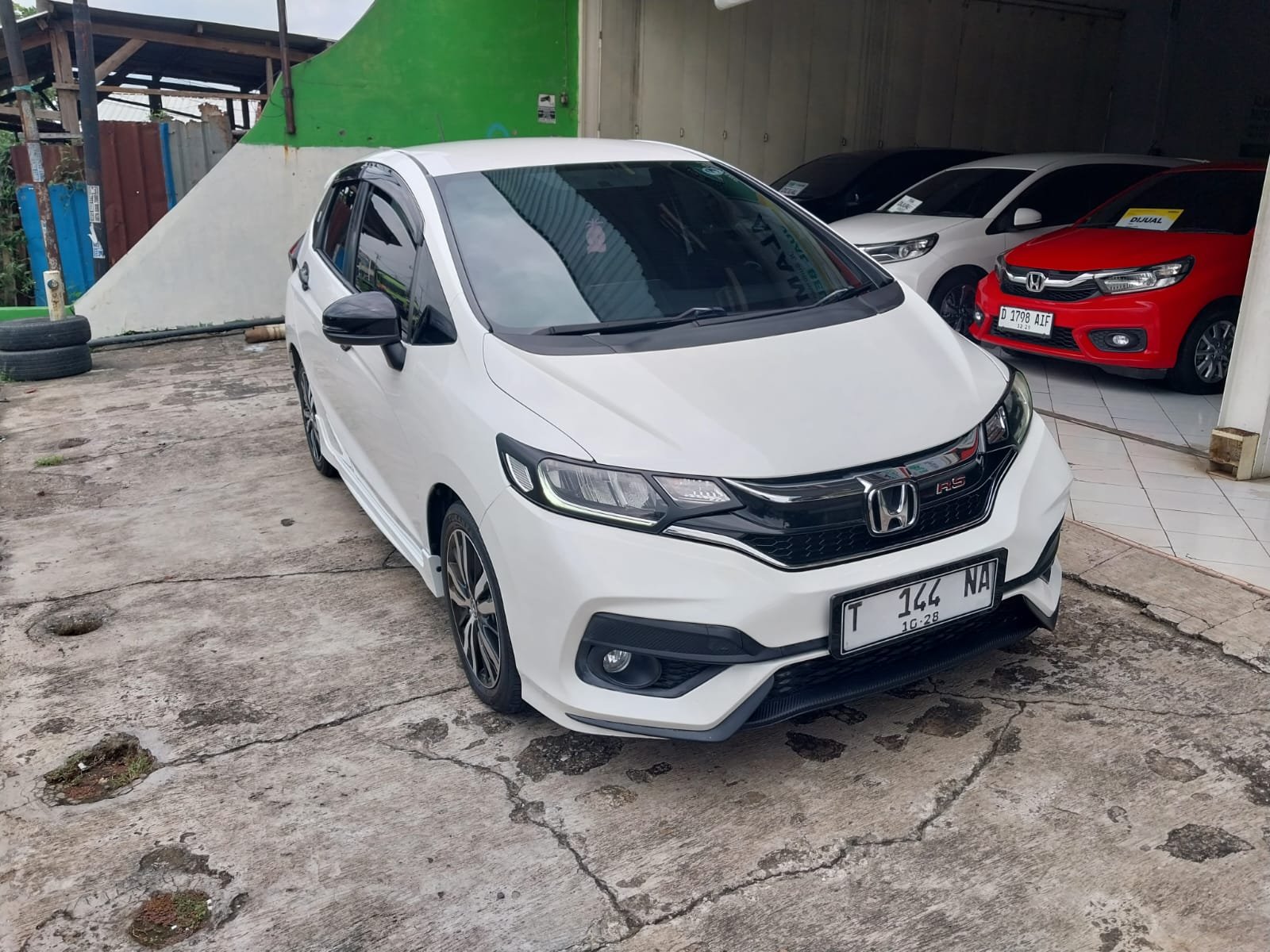 HONDA JAZZ RS CVT 2018