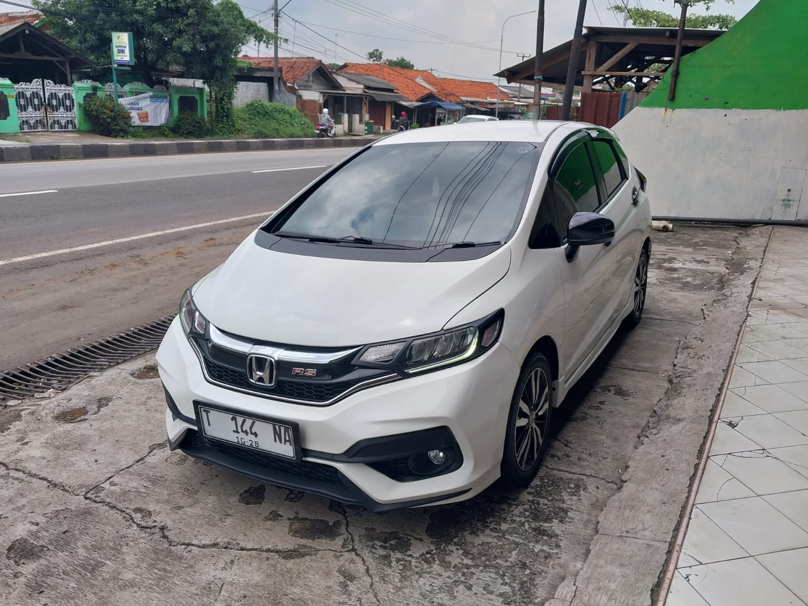 HONDA JAZZ RS CVT 2018