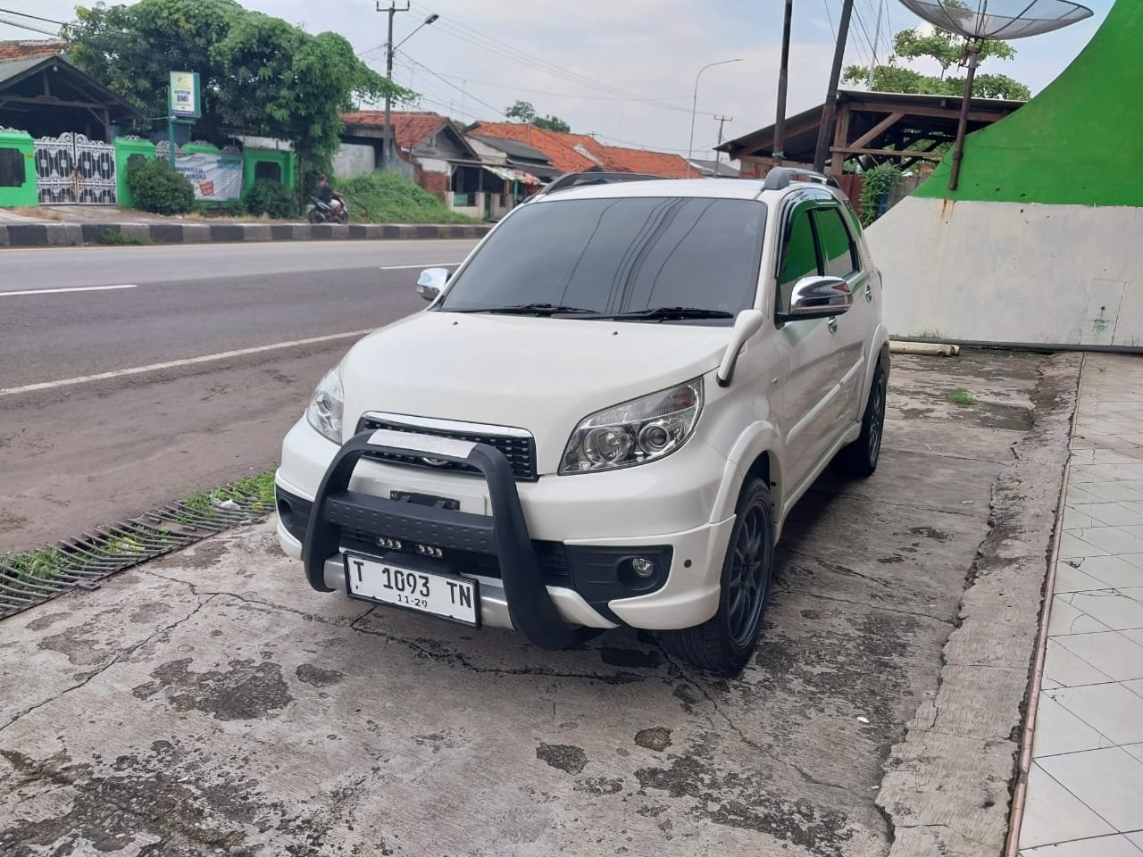 TOYOTA RUSH 1.5 S MT 2014