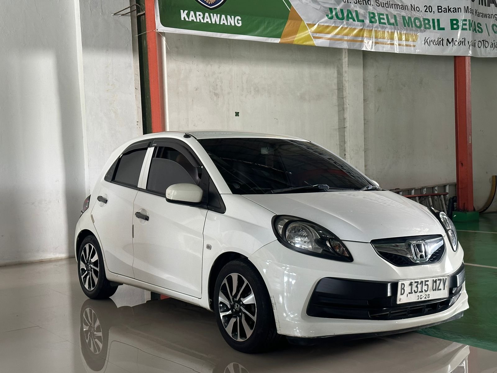 HONDA BRIO 1.3 E AT 2013