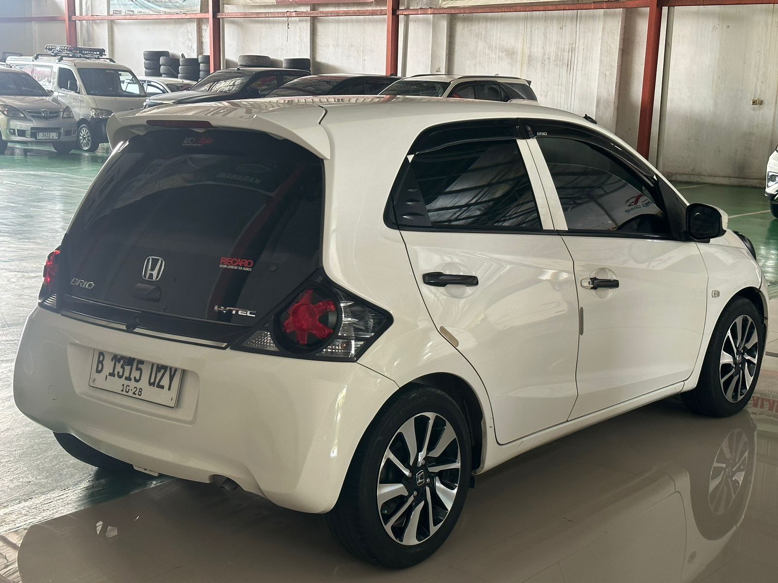 HONDA BRIO 1.3 E AT 2013