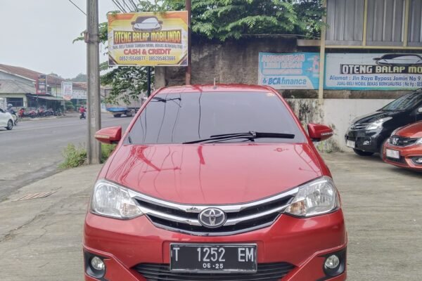 TOYOTA ETIOS 1,2 G MT 2015