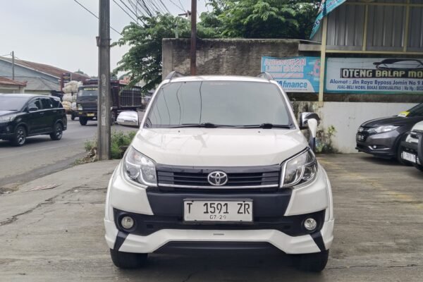 TOYOTA RUSH 1,5 S AT 2015