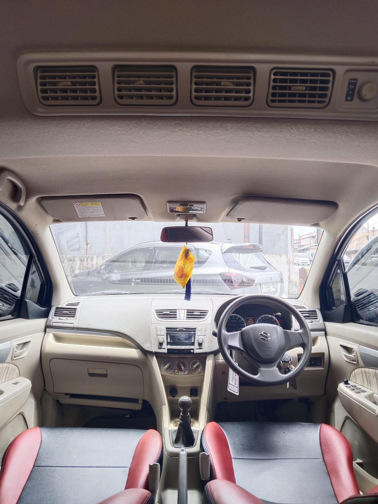 SUZUKI ERTIGA GL MT 2018