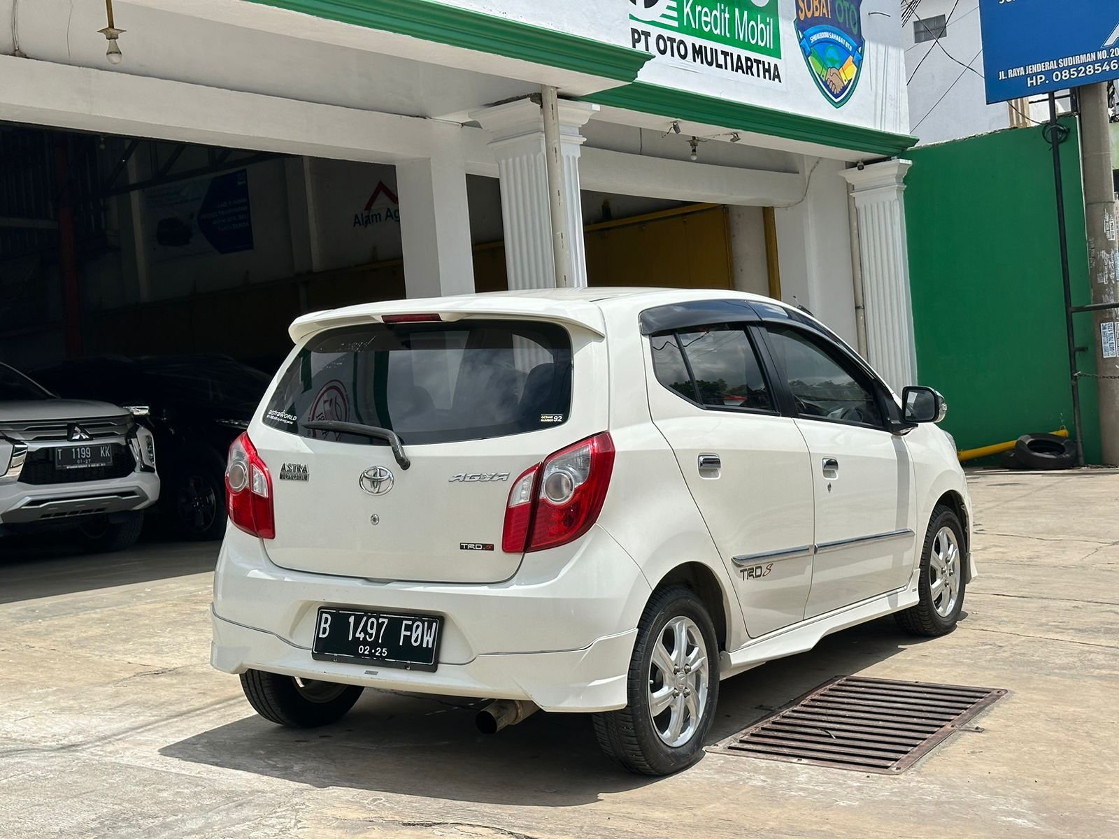 TOYOTA AGYA 1.0 G MT 2015