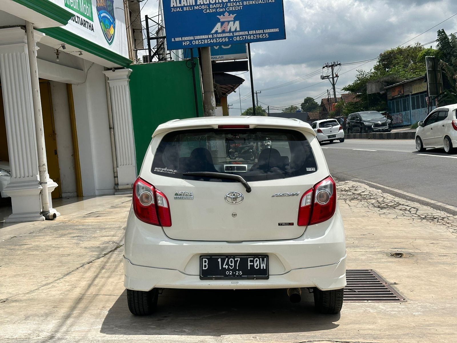 TOYOTA AGYA 1.0 G MT 2015