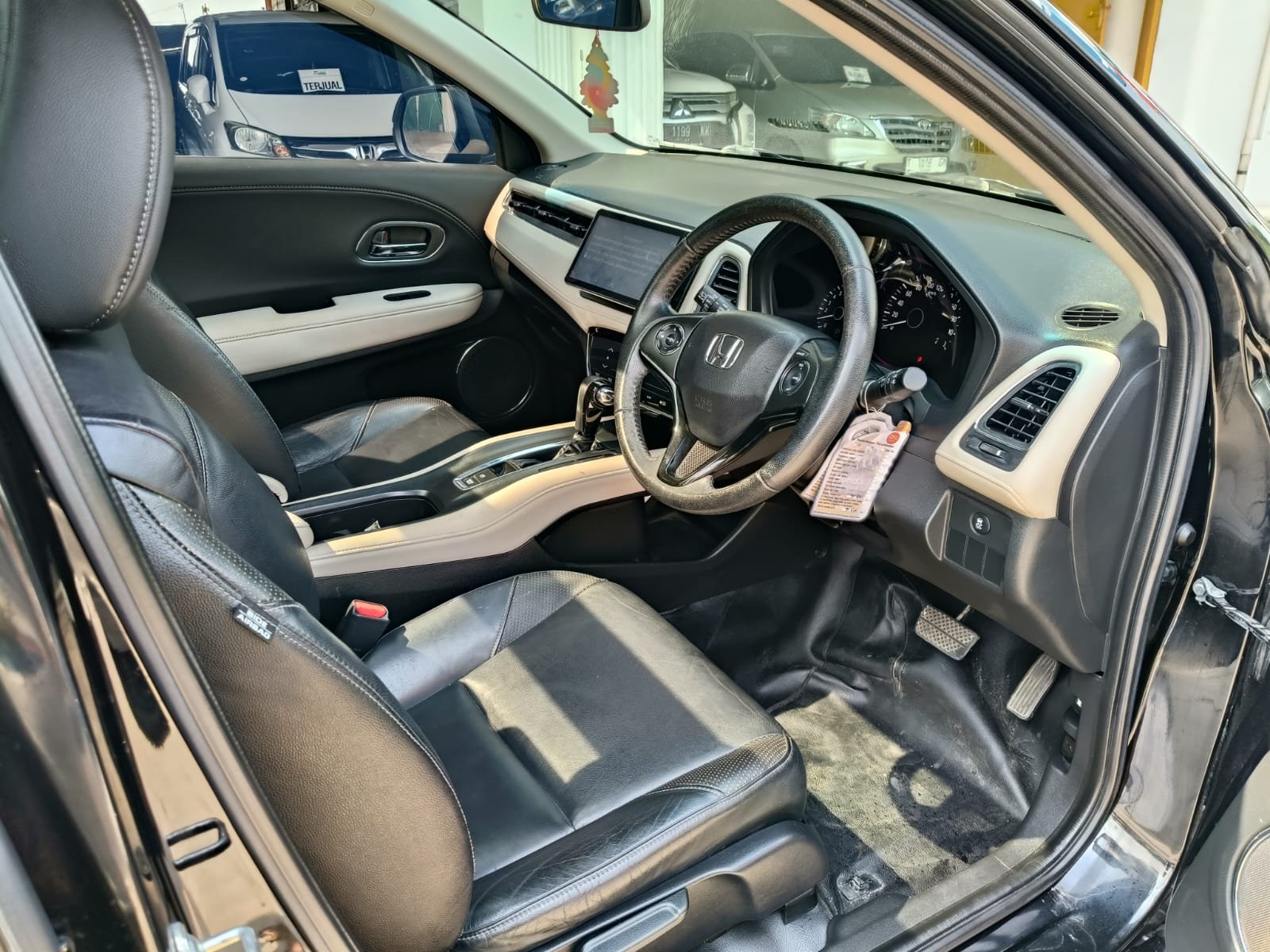 HONDA HRV 1.8 RS CVT 2016