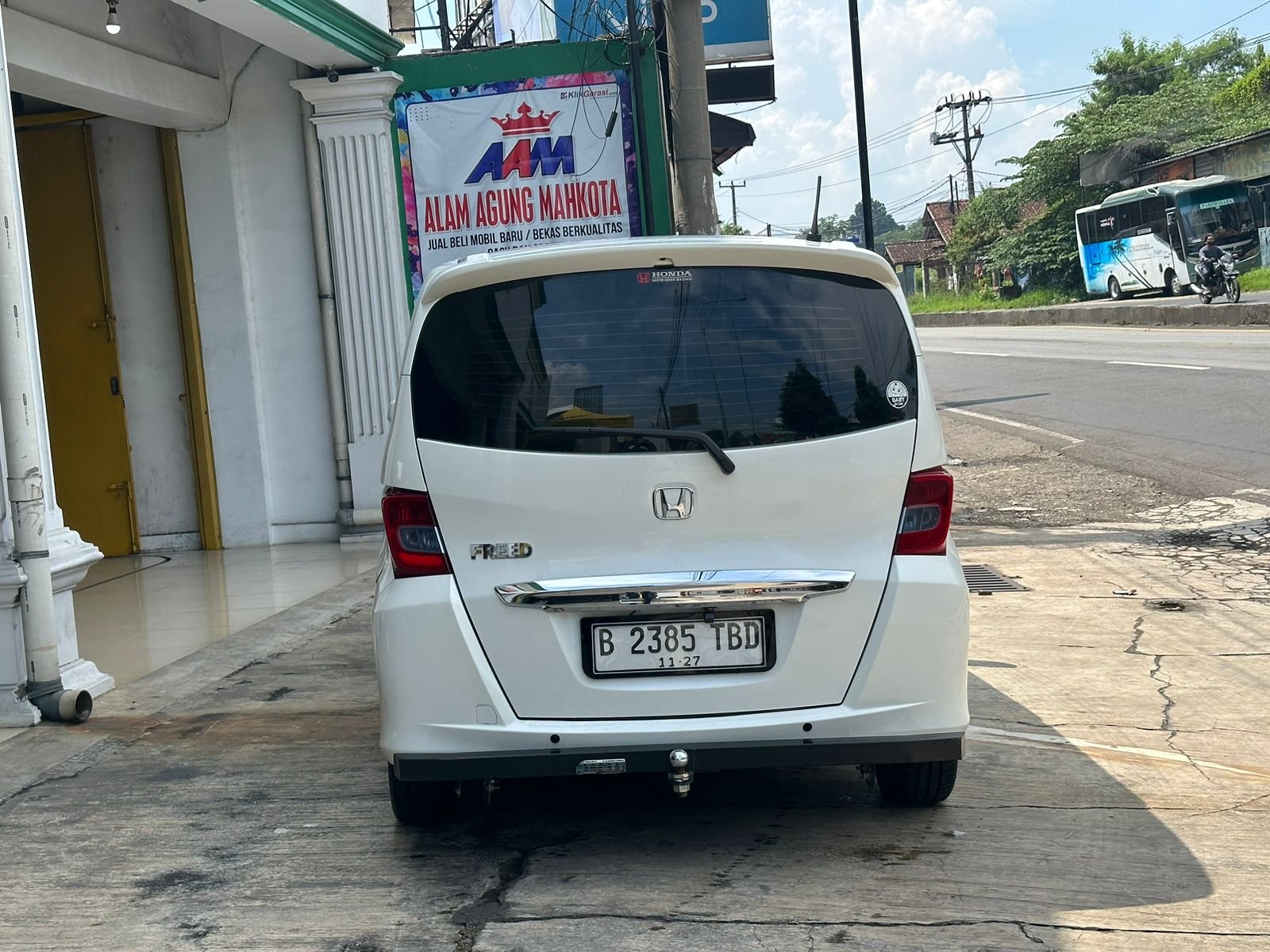 HONDA FREED 1.5 S AT 2012