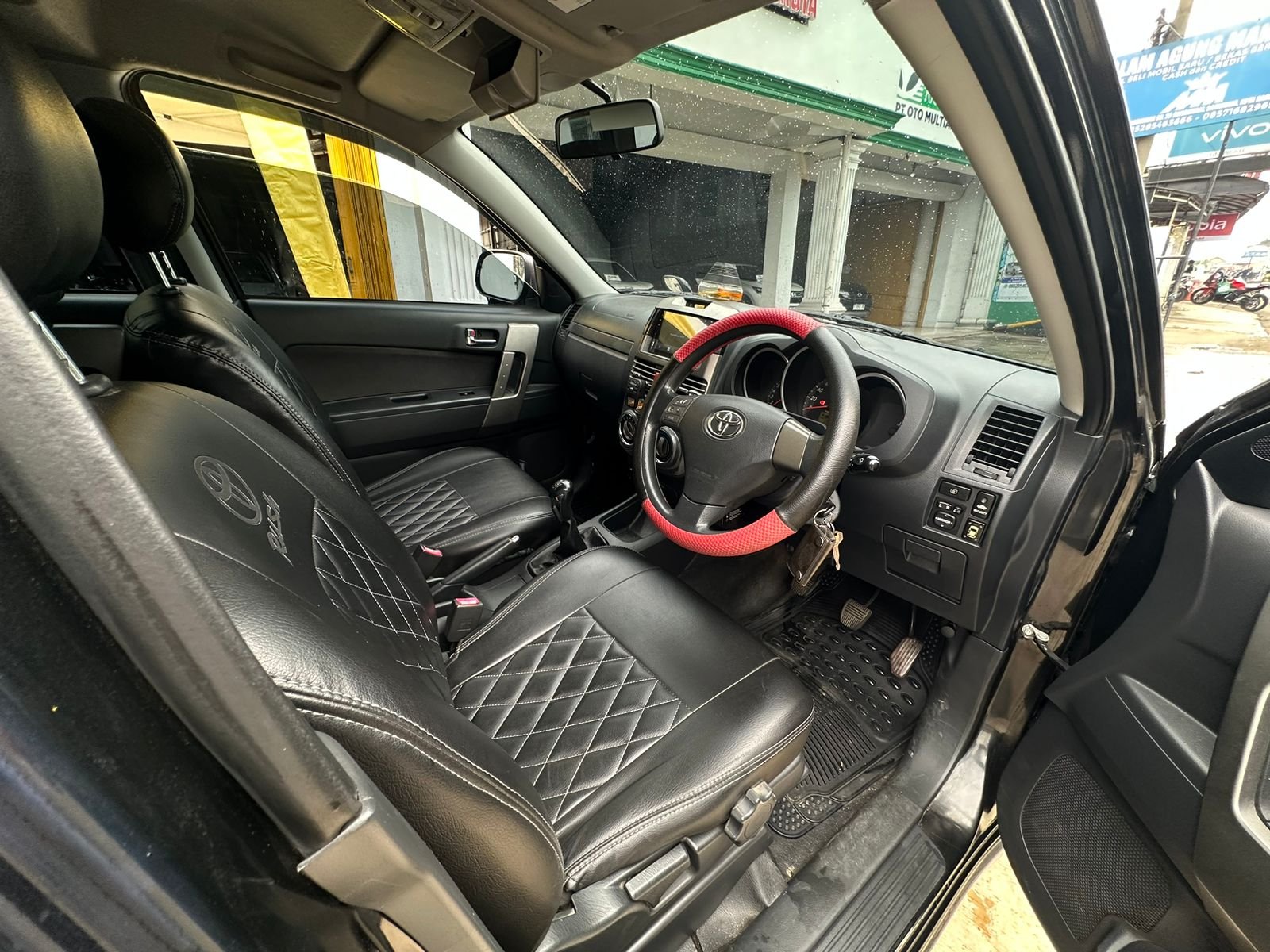 TOYOTA RUSH 1.5 S MT 2015
