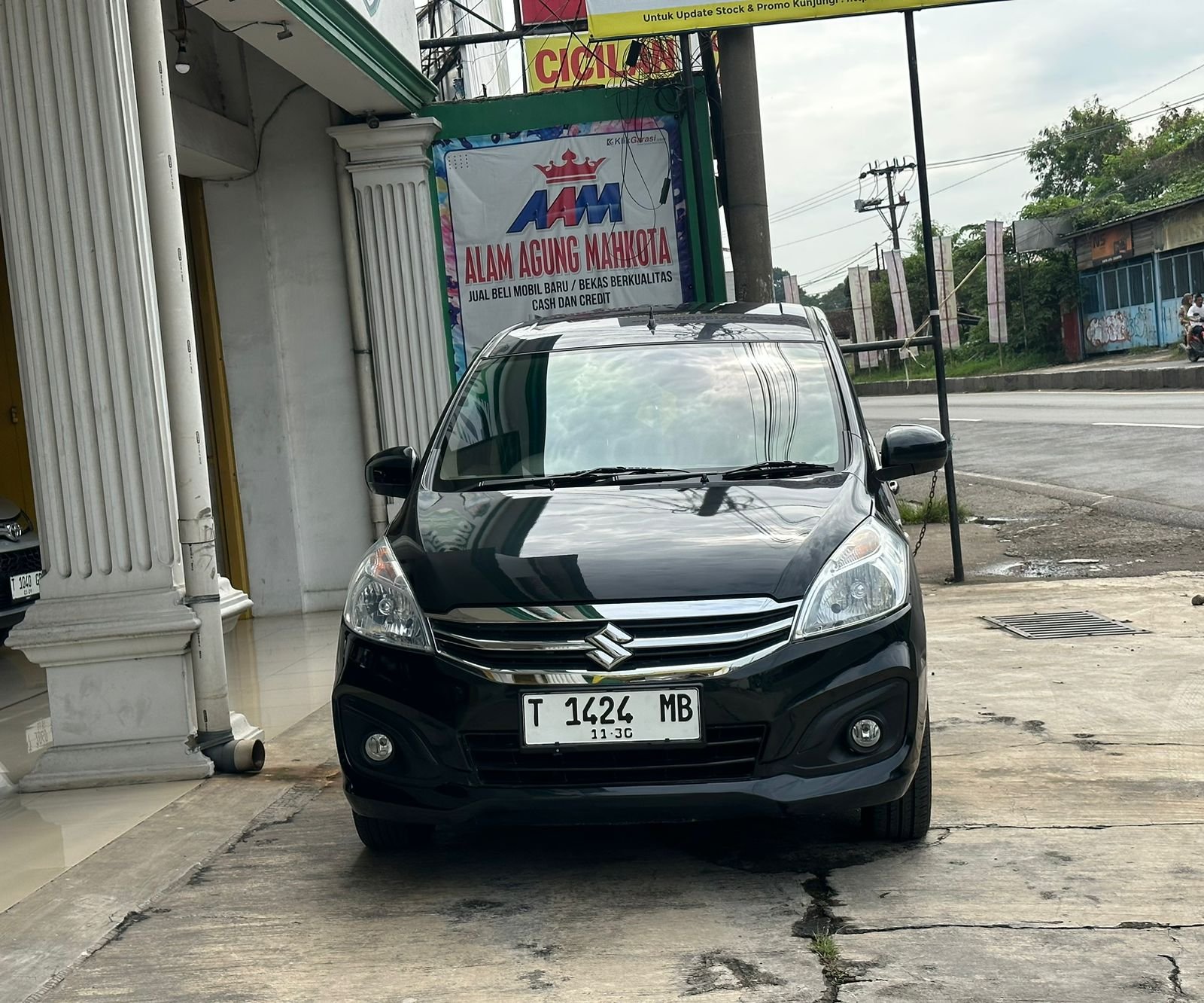 SUZUKI ERTIGA GL MT 2018