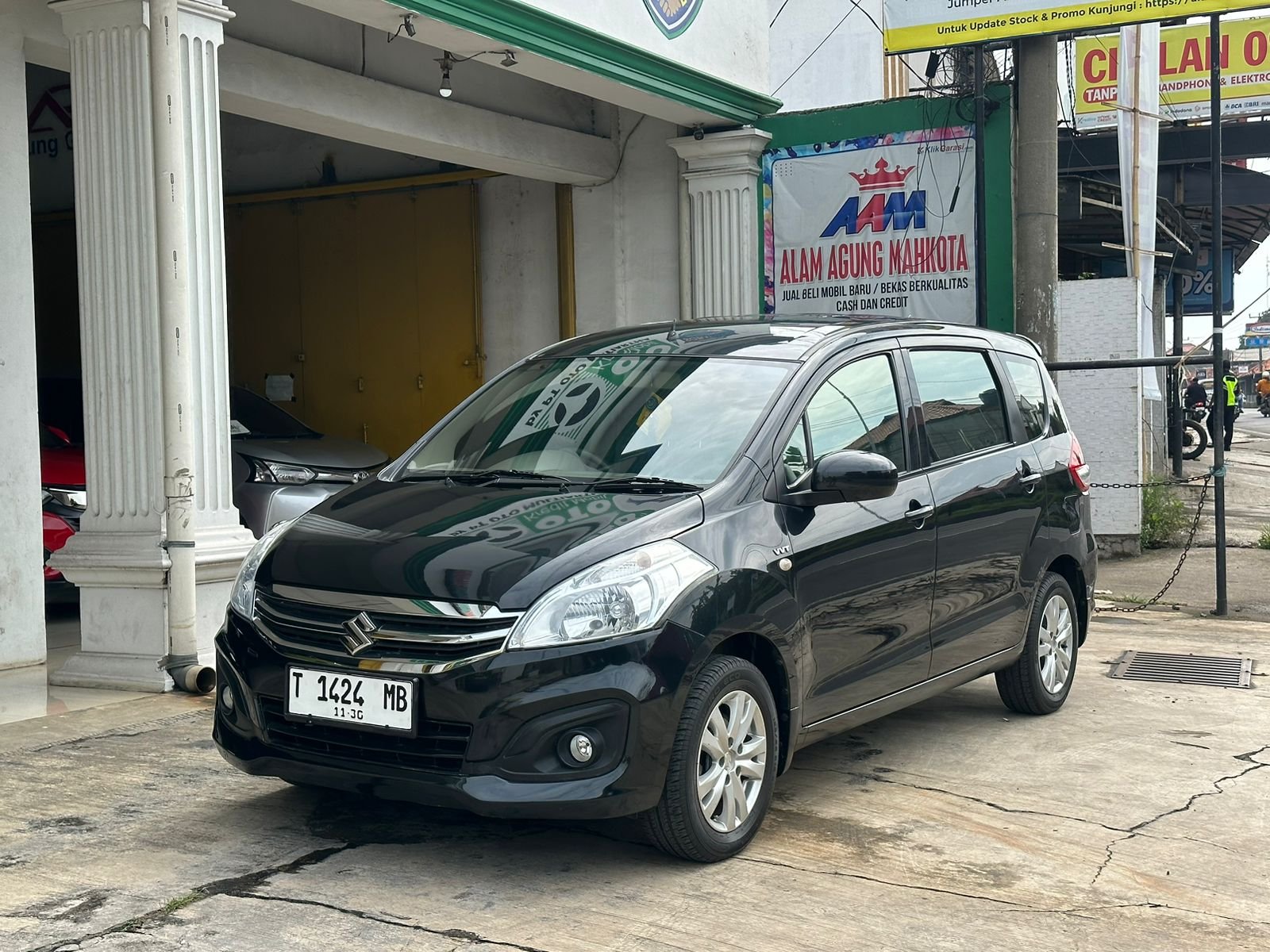 SUZUKI ERTIGA GL MT 2018