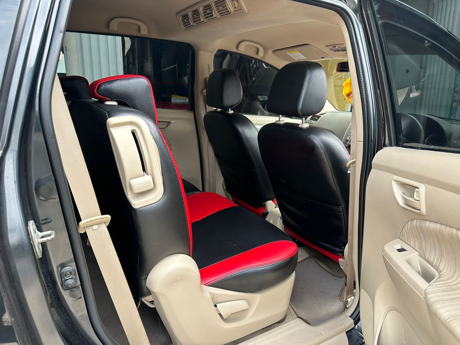 SUZUKI ERTIGA GL MT 2018