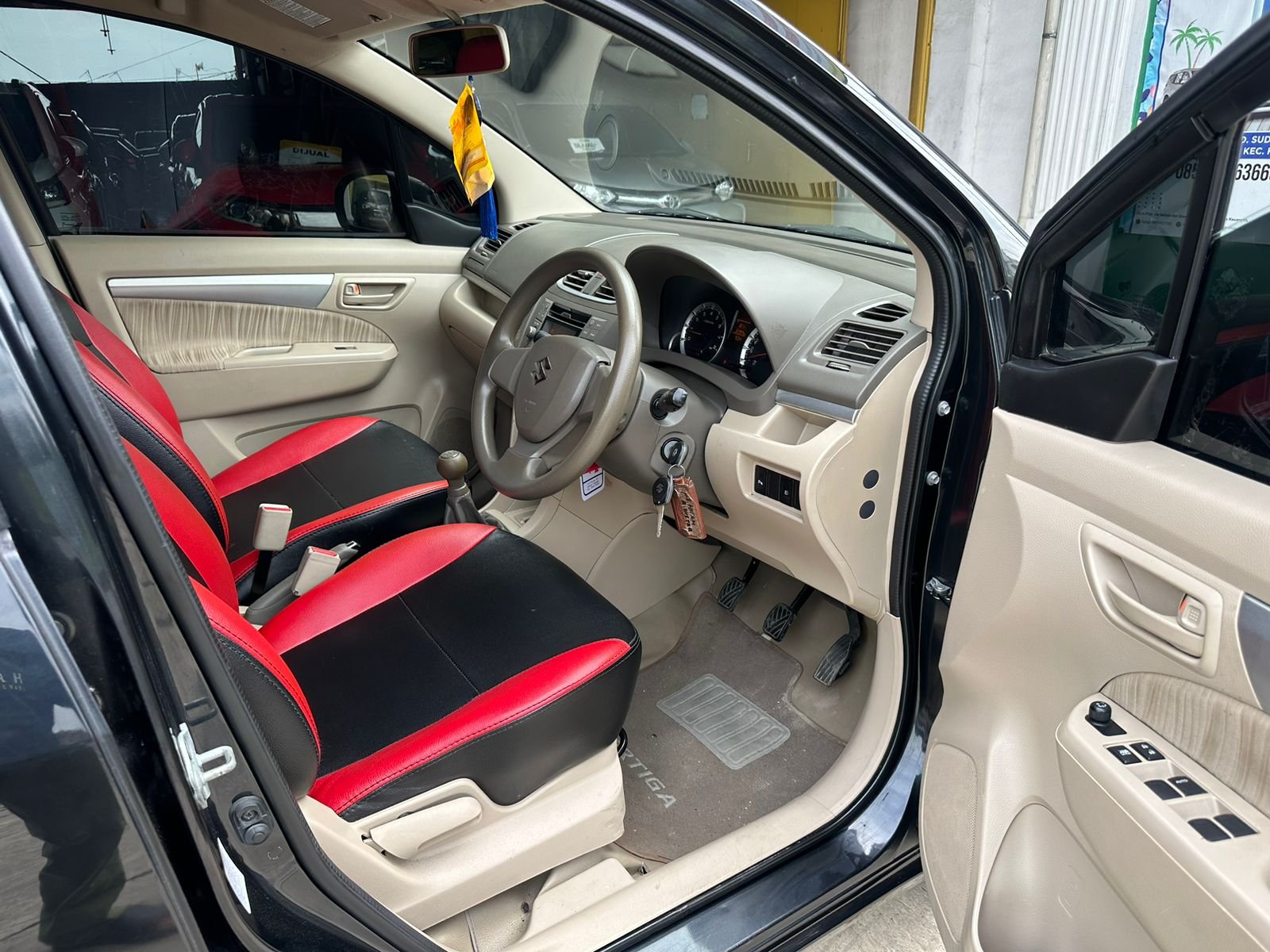 SUZUKI ERTIGA GL MT 2018