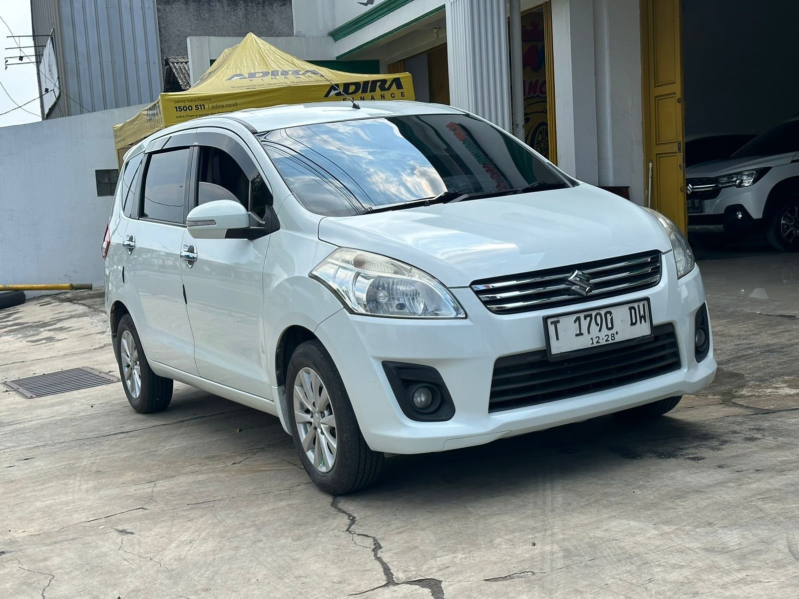 SUZUKI ERTIGA GL MT 2013