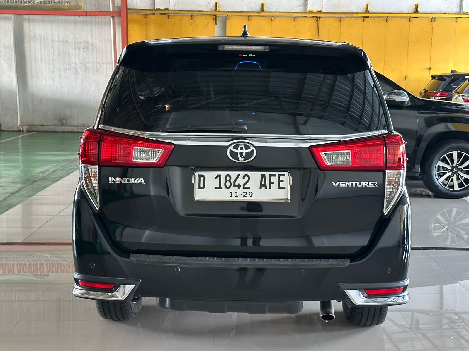 TOYOTA KIJANG INNOVA VENTURER 2.0 AT