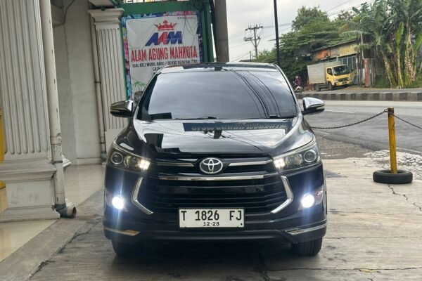 INNOVA VENTURER 2.0 AT 2017