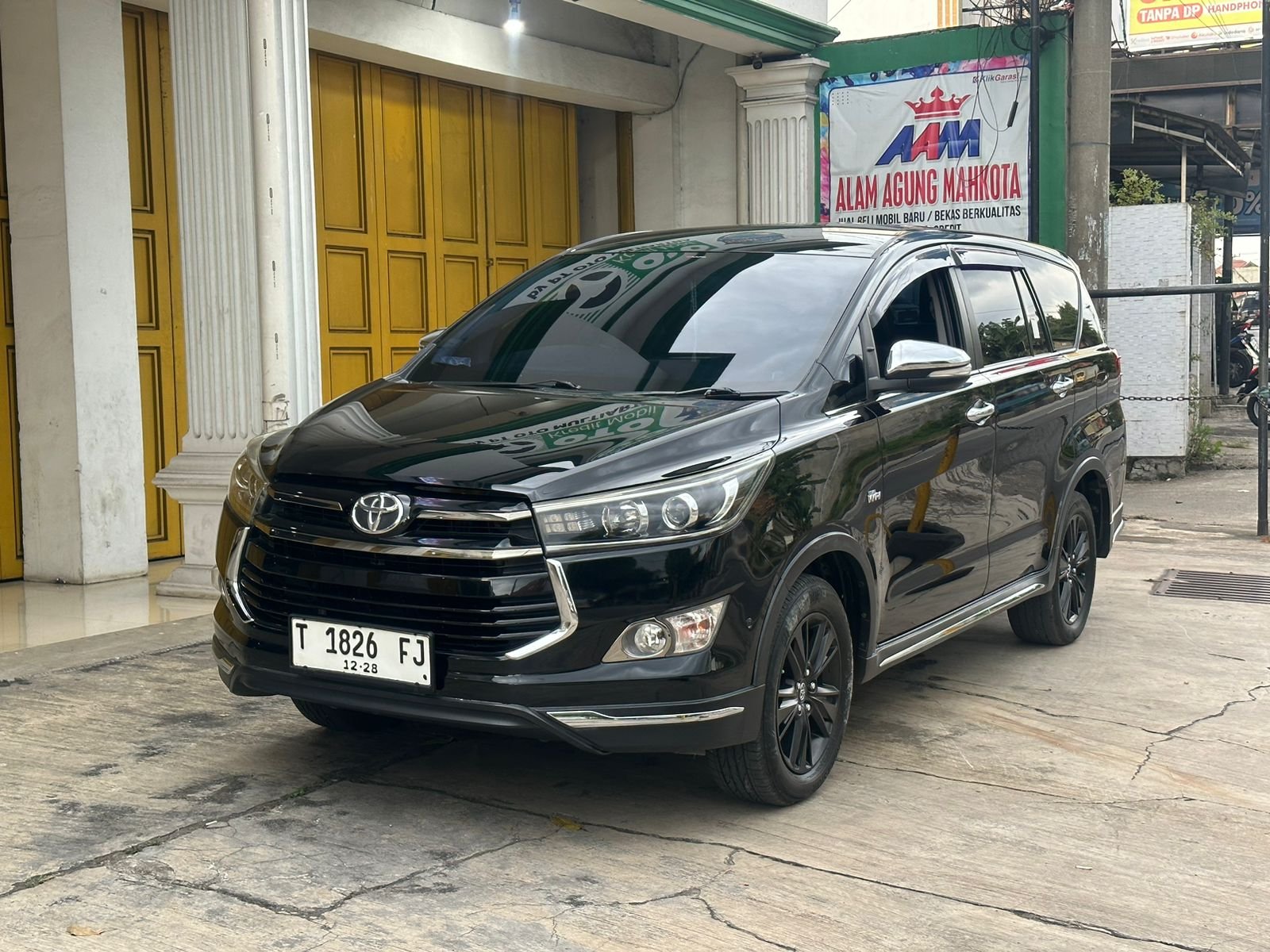 INNOVA VENTURER 2.0 AT 2017