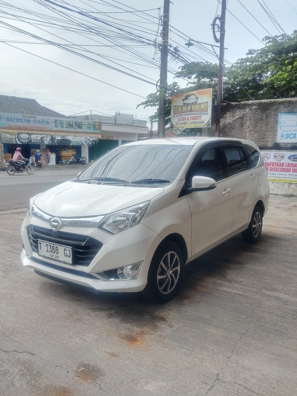 DAIHATSU SIGRA 1.2 R MT 2019