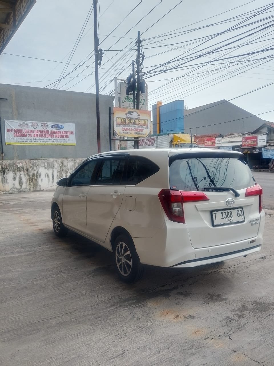 DAIHATSU SIGRA 1.2 R MT 2019