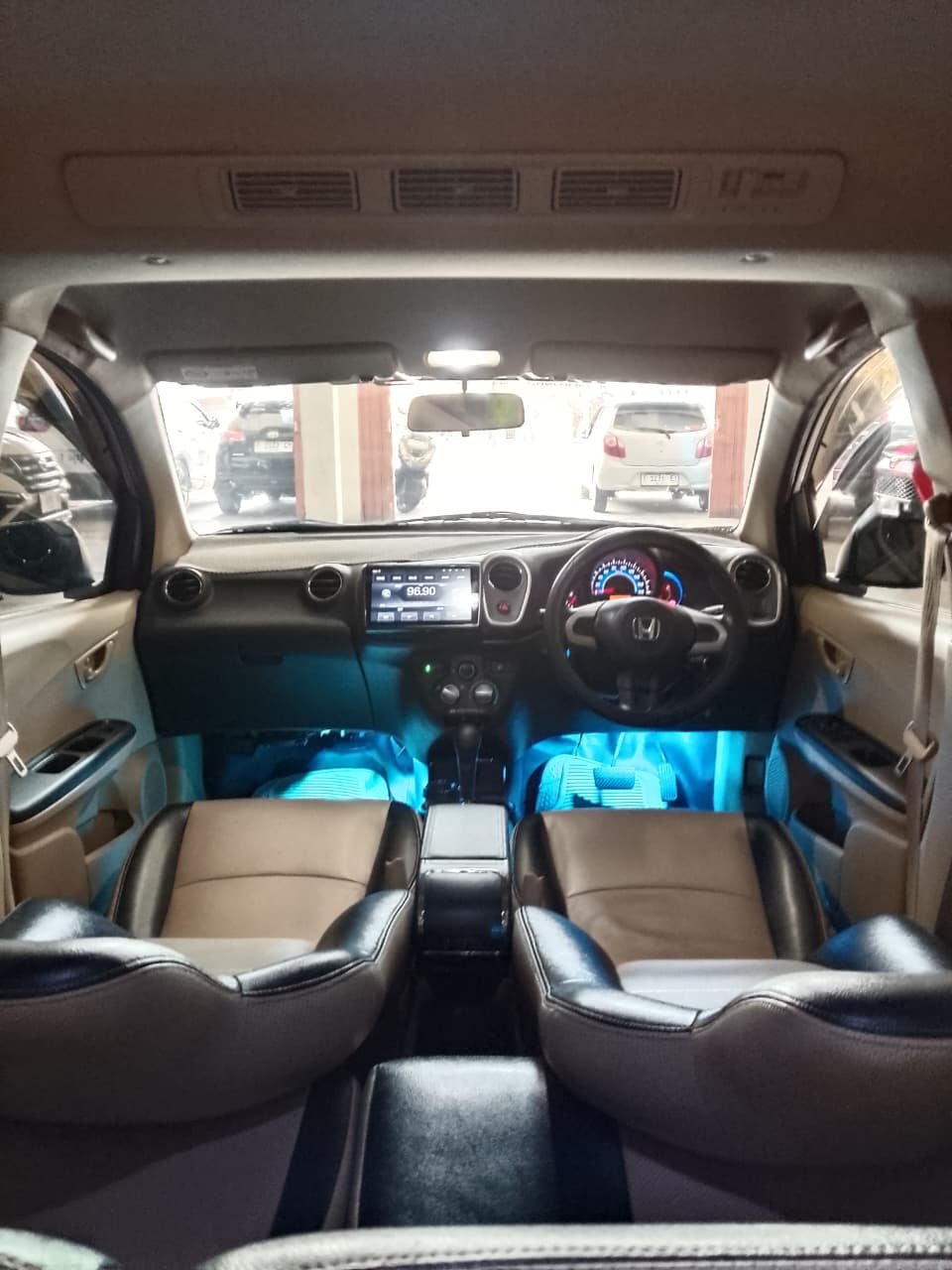 MOBILIO 1.5 E CVT 2014