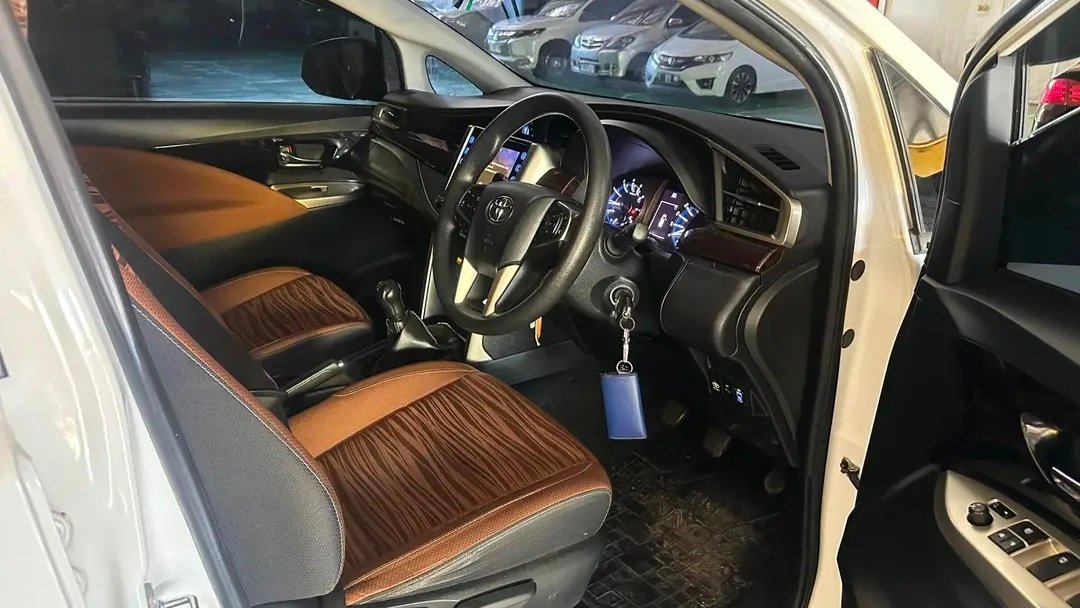 INNOVA 2.0 V MT 2017