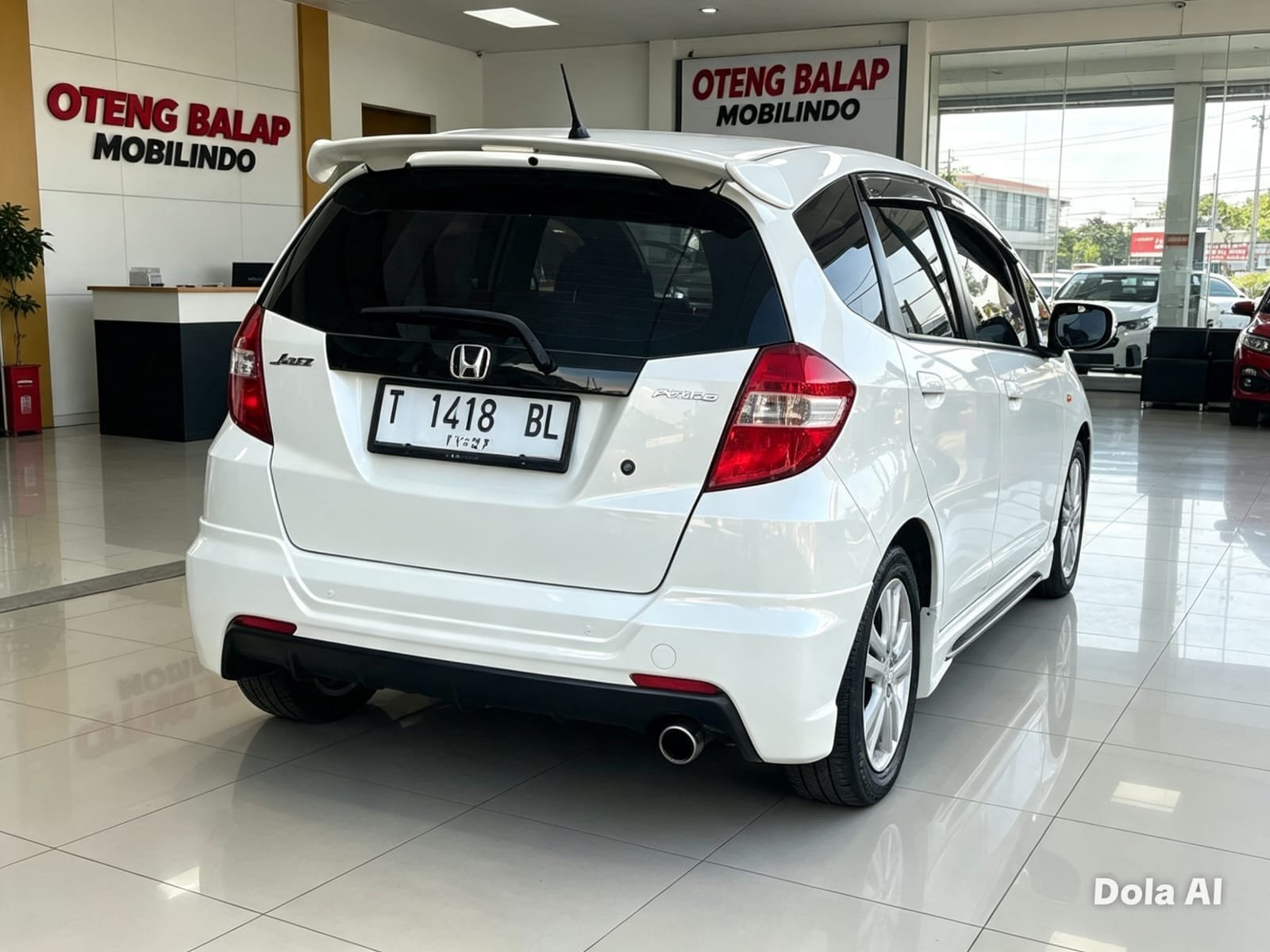 JAZZ 1.5 S MT 2012