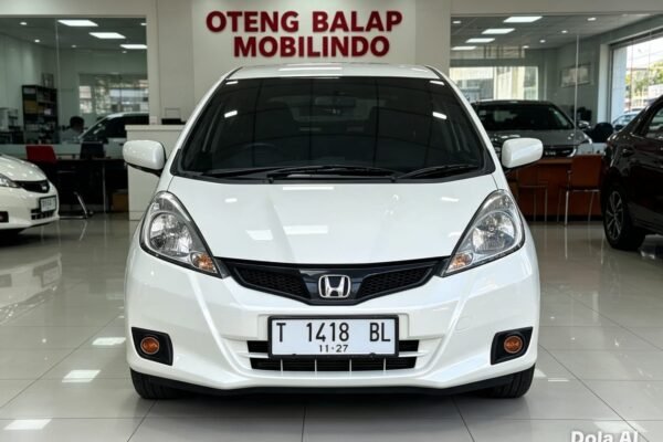 JAZZ 1.5 S MT 2012